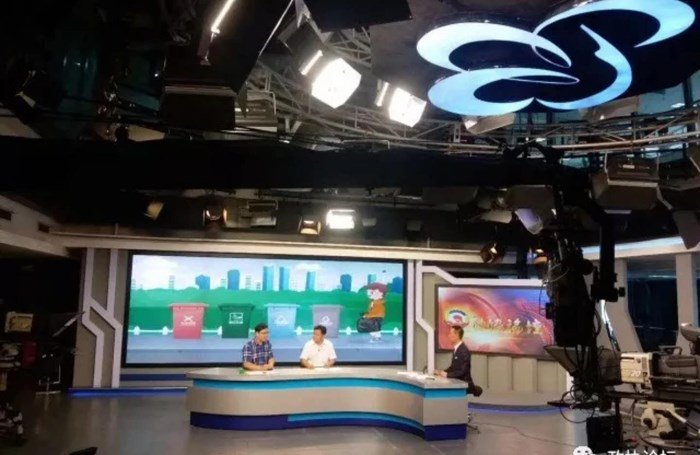 Wuhan TV news on garbage classification