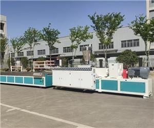 GERUI Customized Plastic Wood Making Machine WPC PVC windows Profile Extrusion Production Line Plastic Wood Making Machine