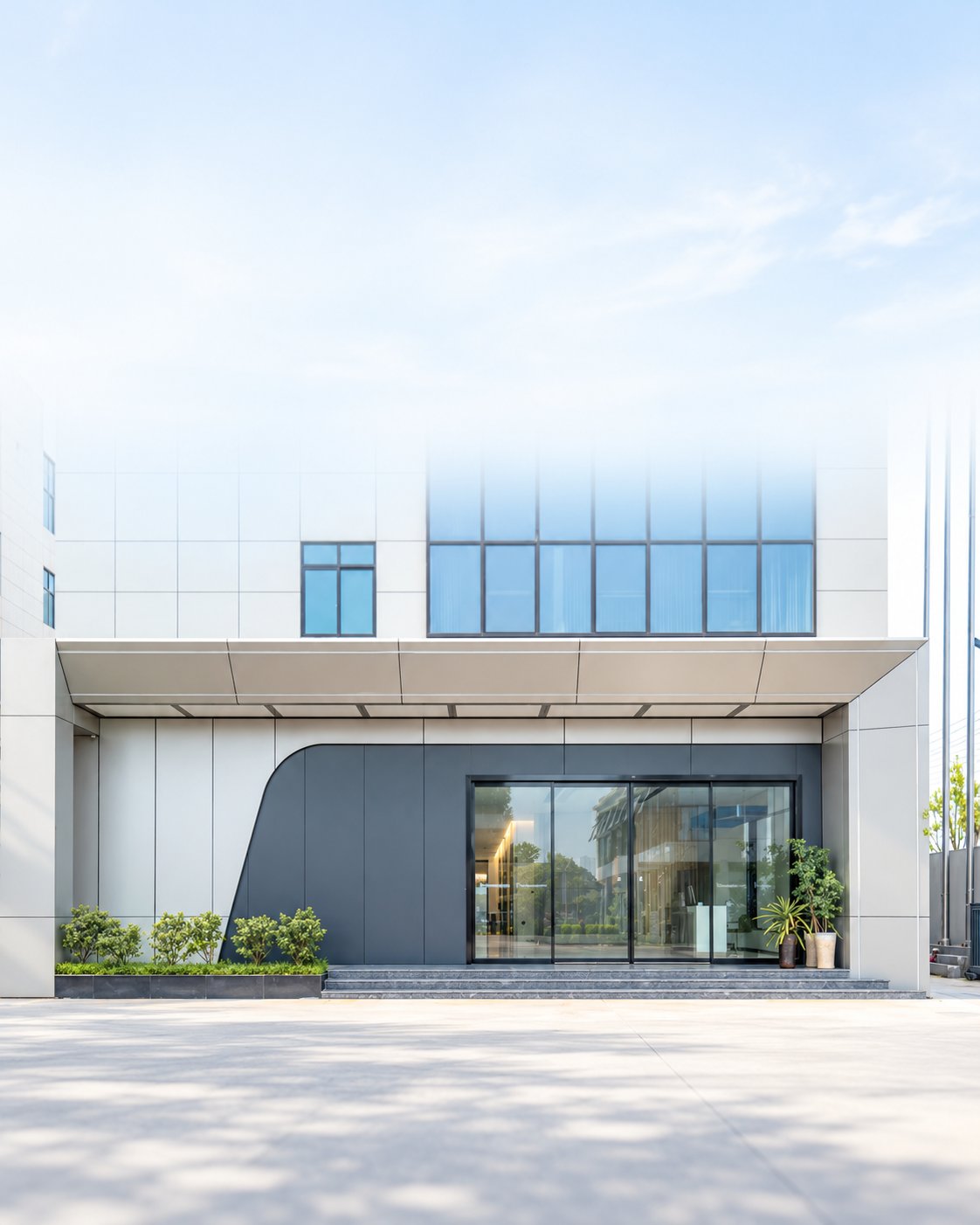 Entrance and lobby of the Rongcai office building