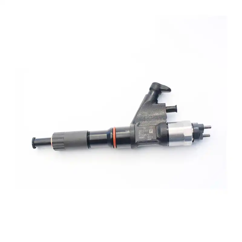 Denso Common Rail Injector 095000-8910 / 095000-8011 / 095000-6701 for Sinotruk common rail injector