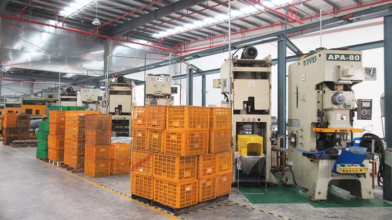 Stamping Aluminum Workshop Enshine Lighting factory