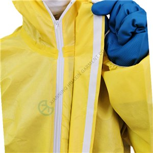 Medical use heavy duty chemical liquid resistant durable coverall chemical resistant coverall